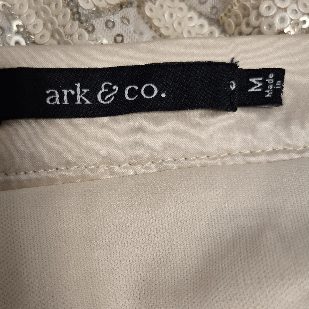 Ark & Co Women's beige sequin pencil Short skirt size medium - Picture 4 of 5